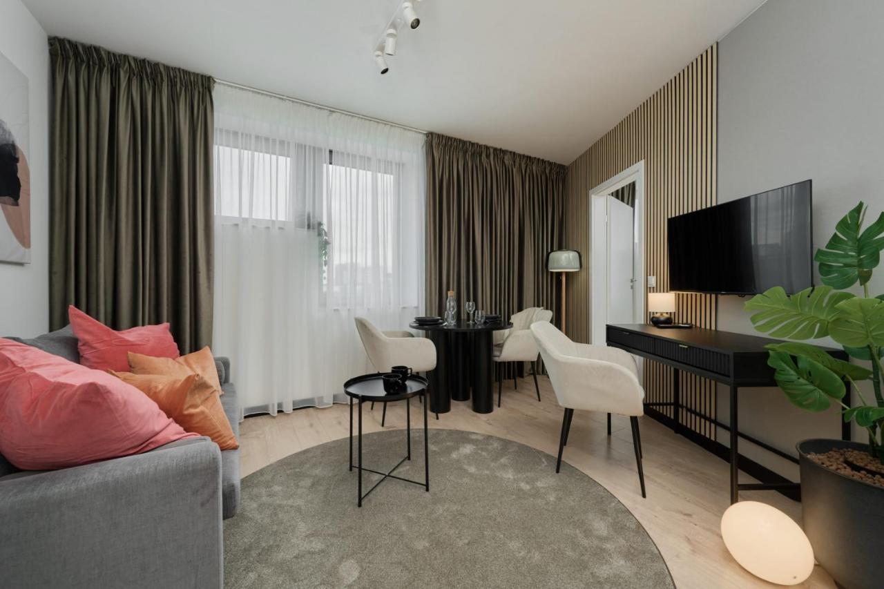 Wroclavia Apartments Dyrekcyjna By Noclegi Renters Wrocław Exteriör bild